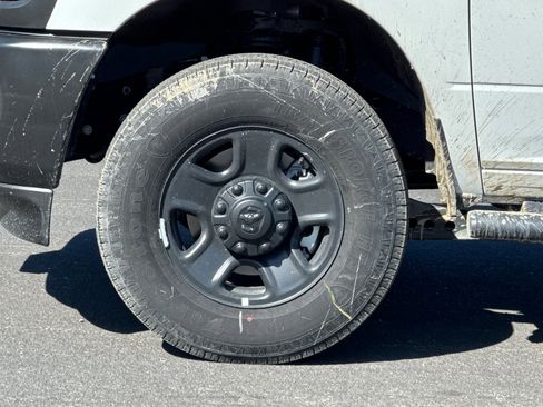 New 2026 RAM 2500 Tradesman AWD/4WD image 24