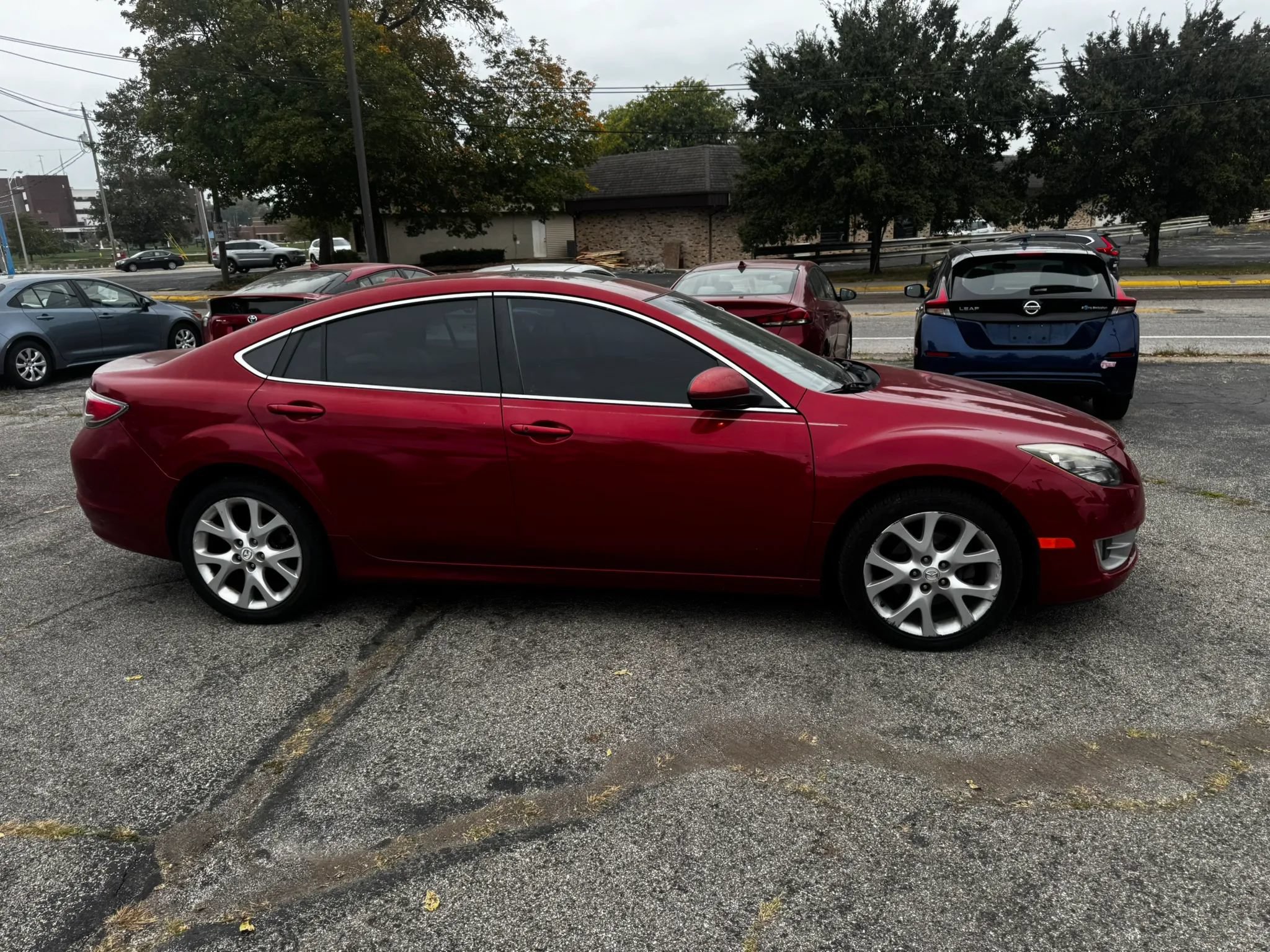 Used 2009 MAZDA MAZDA6 s Grand Touring w/ Moonroof & Bose Pkg FWD image 4