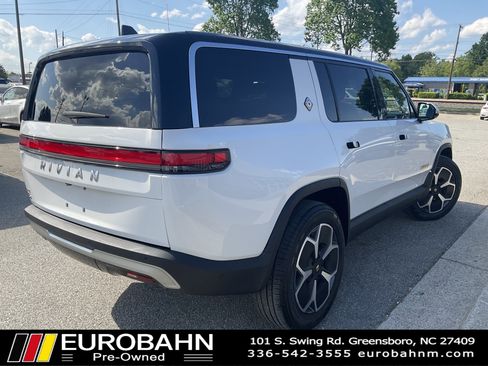 Used 2023 Rivian R1S Adventure AWD/4WD image 5