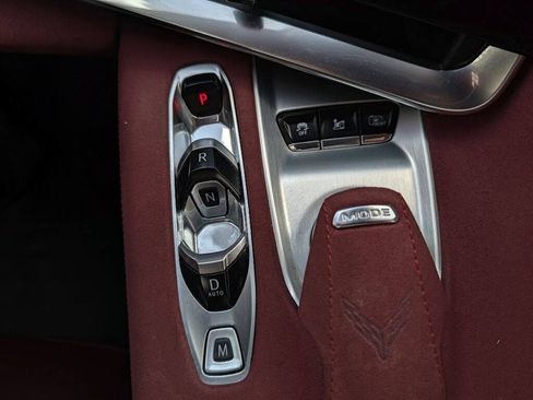 Used 2022 Chevrolet Corvette Stingray Premium Cpe w/ Z51 Performance Package RWD image 34