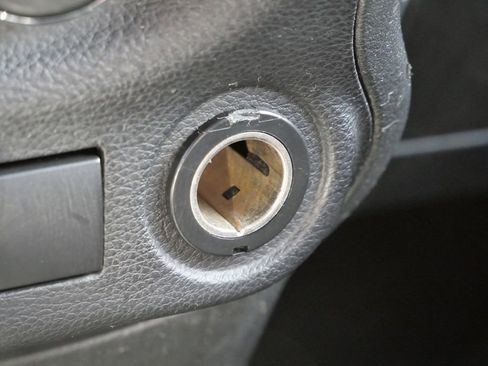 Used 2013 Jeep Wrangler Sport image 41