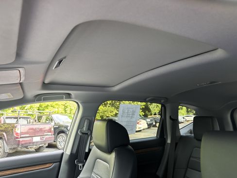 Used 2022 Honda CR-V EX-L image 9
