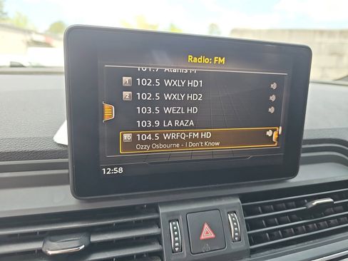 Used 2019 Audi Q5 2.0T Premium w/ Convenience Package image 22