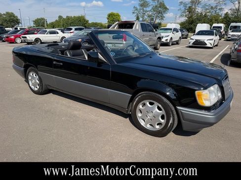 Used 1995 Mercedes-Benz E 320 Convertible image 8