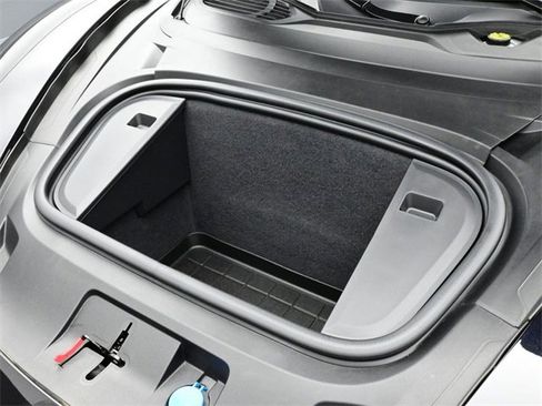 Certified 2020 Porsche Taycan Turbo S image 23