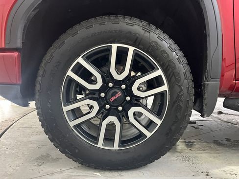 Used 2025 GMC Sierra 1500 AT4 w/ AT4 Premium Package image 14