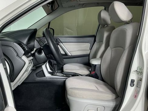 Used 2015 Subaru Forester 2.5i Premium w/ Popular Package #2 AWD/4WD image 11