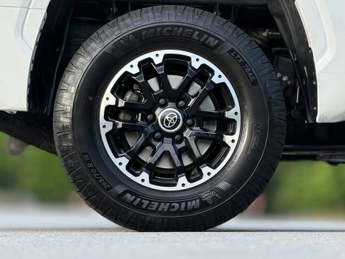 Used 2024 Toyota Tundra SR AWD/4WD image 20