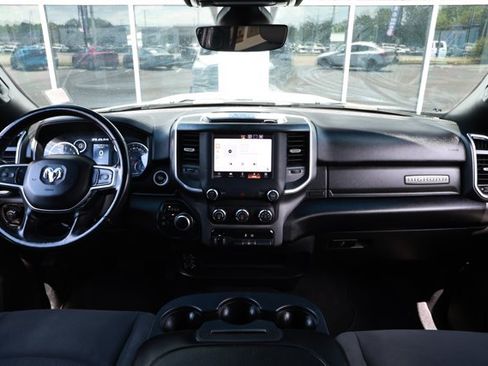 Used 2024 RAM 2500 Big Horn AWD/4WD image 32