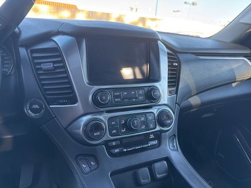 Used 2020 Chevrolet Tahoe LT image 15