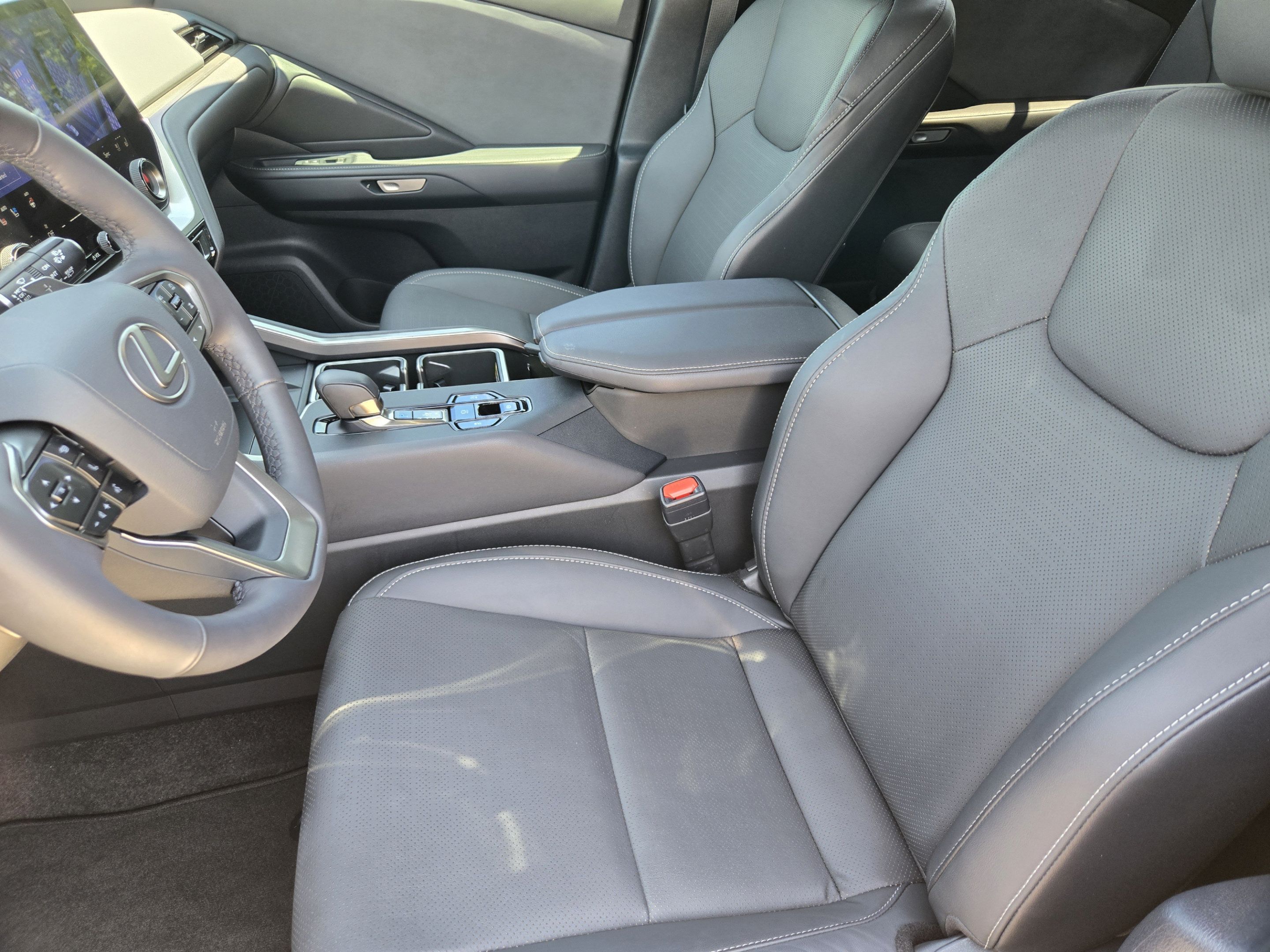 Certified 2024 Lexus TX 350 FWD w/ Technology Package image 9