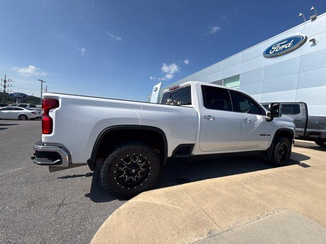 Used 2022 Chevrolet Silverado 2500 LTZ w/ LTZ Plus Package AWD/4WD image 21