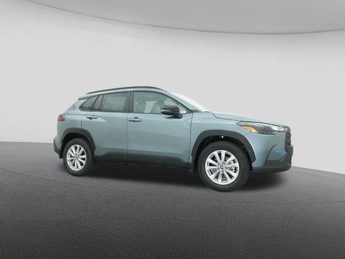 New 2026 Toyota Corolla Cross LE image 28