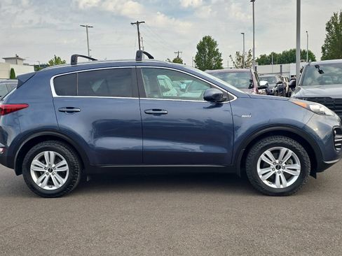 Used 2017 Kia Sportage LX w/ LX Popular Package AWD/4WD image 3