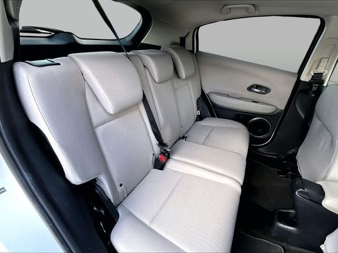 Used 2016 Honda HR-V EX image 19