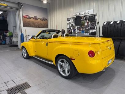 Used 2004 Chevrolet SSR w/ Preferred Equipment Group