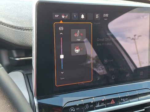 Certified 2024 Jeep Compass Limited image 31