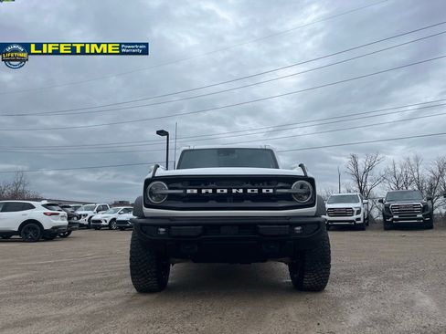 Used 2023 Ford Bronco Outer Banks w/ Sasquatch Package image 4