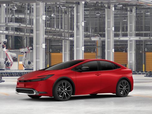 New 2026 Toyota Prius XLE FWD image 2