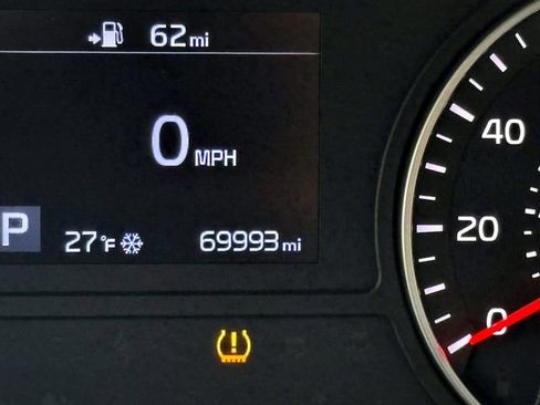 Used 2020 Kia Optima S image 19