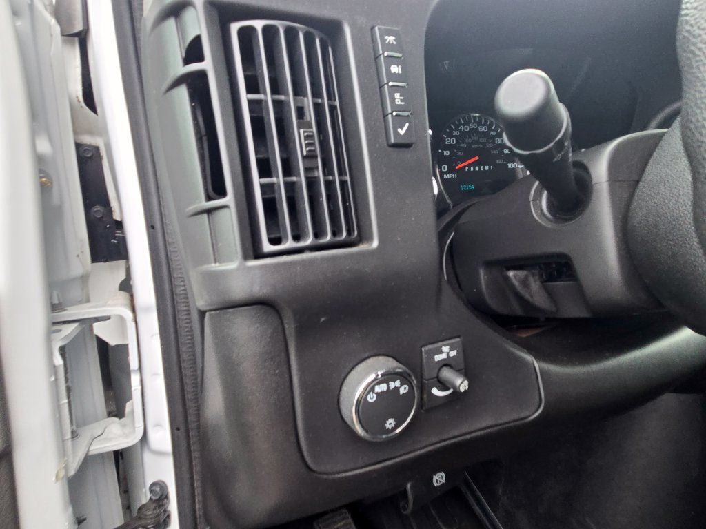 Used 2025 GMC Savana 2500 w/ Driver Convenience Package RWD image 13