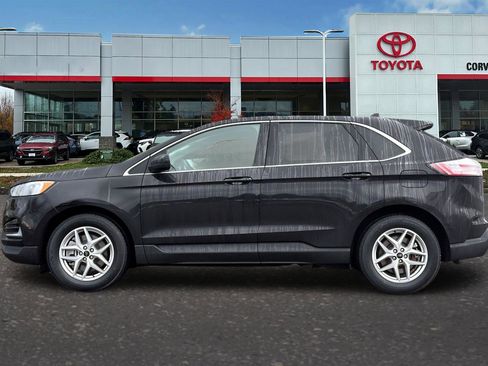 Used 2024 Ford Edge SEL image 7