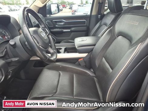 Used 2019 RAM 1500 Laramie AWD/4WD image 17