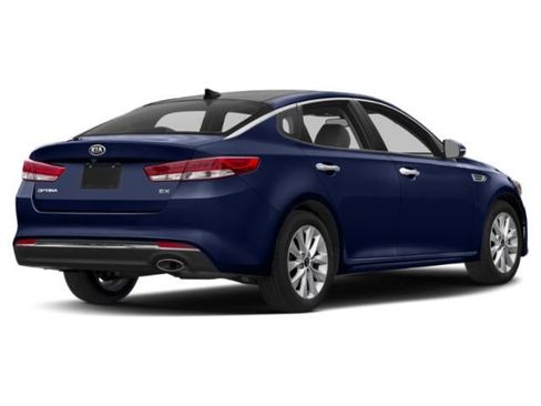 Used 2018 Kia Optima LX FWD image 3
