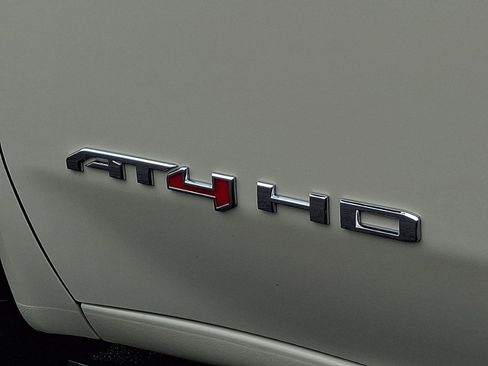 New 2026 GMC Sierra 3500 AT4 w/ AT4 Premium Plus Package image 10