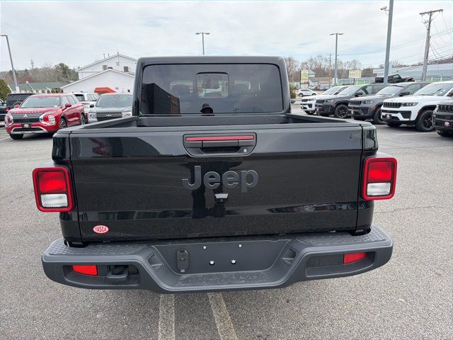 New 2026 Jeep Gladiator Sport AWD/4WD image 4