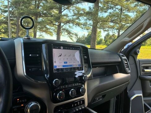 Used 2022 RAM 2500 Laramie AWD/4WD image 22