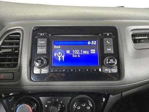 Used 2017 Honda HR-V LX image 22