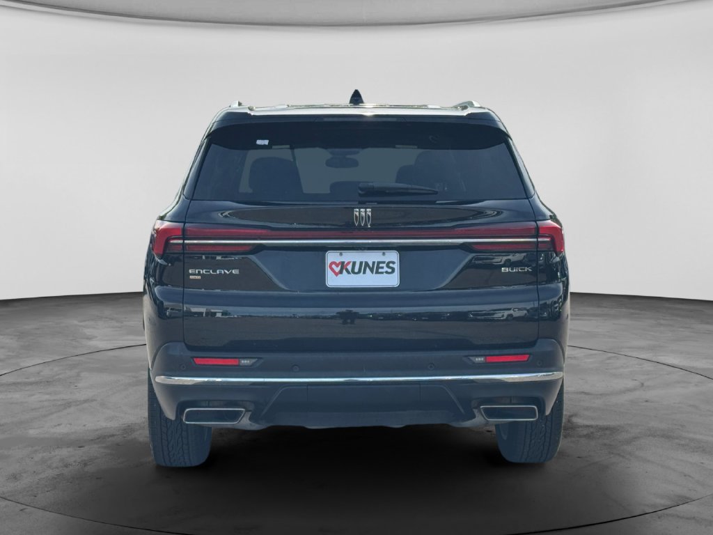 Used 2025 Buick Enclave Preferred AWD/4WD image 8