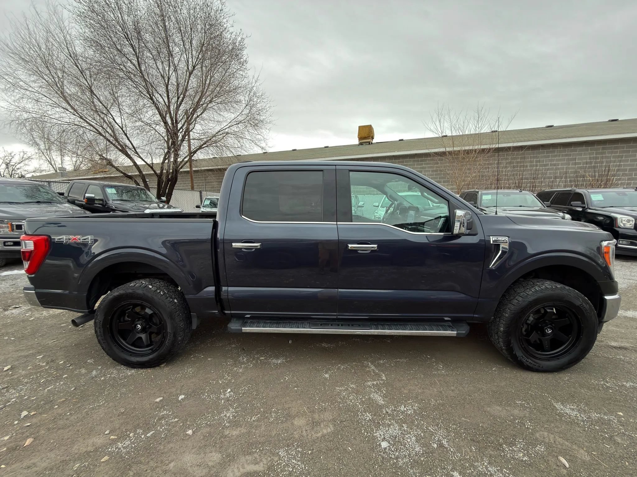 Used 2021 Ford F150 Lariat w/ Max Trailer Tow Package AWD/4WD image 38