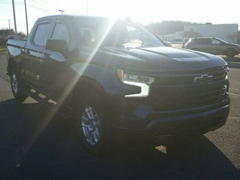 Certified 2023 Chevrolet Silverado 1500 RST image 3