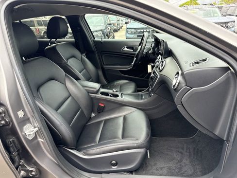 Used 2015 Mercedes-Benz GLA 250 4MATIC image 23