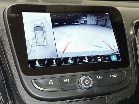 Used 2023 Chevrolet Equinox RS w/ RS Leather Package image 27