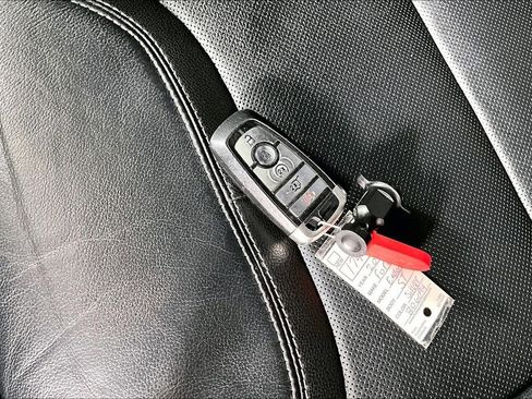 Used 2020 Ford Explorer ST w/ ST Street Pack image 10