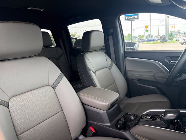 New 2026 Chevrolet Colorado ZR2 AWD/4WD image 34