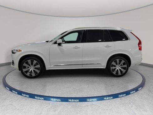 Used 2025 Volvo XC90 B6 Ultra w/ Protection Package Premier image 11