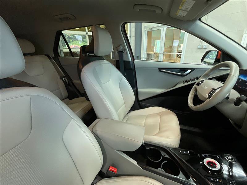 Used 2023 Kia Niro Wind w/ Wind Preserve Package FWD image 31