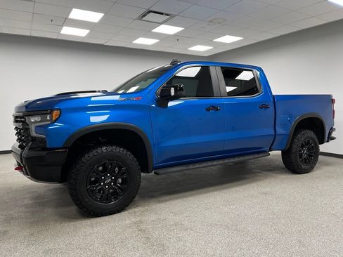 Used 2022 Chevrolet Silverado 1500 ZR2 w/ Technology Package AWD/4WD image 5