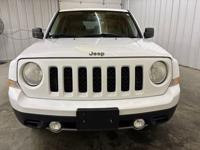 Used 2014 Jeep Patriot Limited w/ Sun/Sound Group