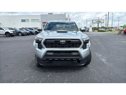 New 2026 Toyota Tacoma TRD Sport AWD/4WD image 2