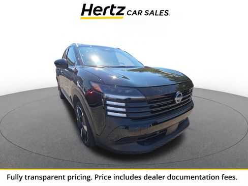 Used 2026 Nissan Kicks SR AWD/4WD image 1