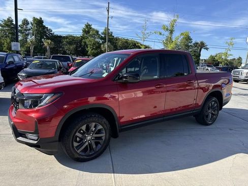 Certified 2024 Honda Ridgeline Sport image 3