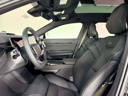 New 2025 Polestar Polestar 3 image 12