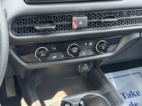Used 2024 Honda HR-V LX image 20
