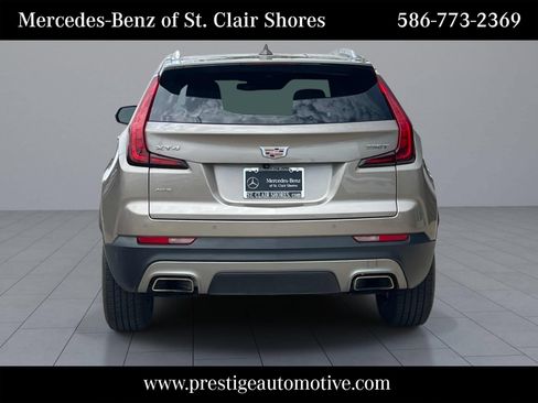 Used 2023 Cadillac XT4 Premium Luxury w/ Cold Weather Package AWD/4WD image 5