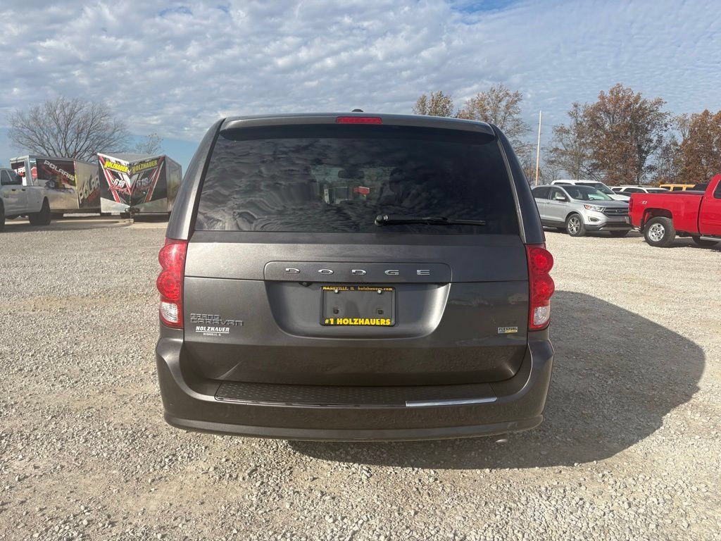 Used 2019 Dodge Grand Caravan GT FWD image 4